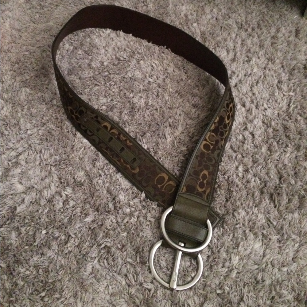 Coach belt